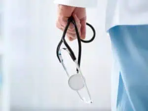 Lee más sobre el artículo Seguro médico a bordo: Todo lo que necesitas saber