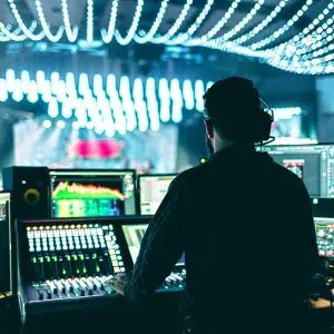 Read more about the article Stage staff